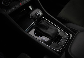 Подержанный автомобиль Skoda Karoq 2020 года (12 фото)