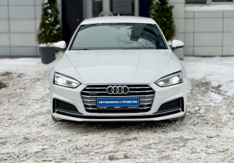 Подержанный автомобиль Audi A5 Liftback 2018 года (2 фото)