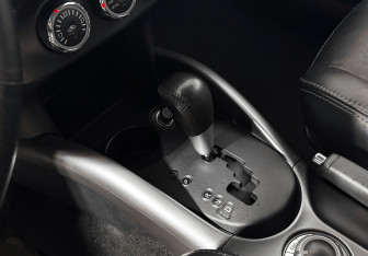 Подержанный автомобиль Mitsubishi Outlander 2011 года (11 фото)