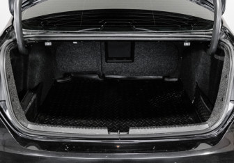 Подержанный автомобиль Volkswagen Jetta Sedan 2013 года (16 фото)