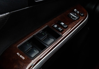 Подержанный автомобиль Toyota Camry Sedan 2013 года (18 фото)