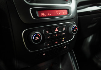 Подержанный автомобиль Kia Sorento 2019 года (16 фото)