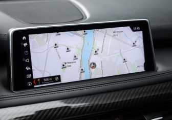 Подержанный автомобиль BMW X5 2016 года (17 фото)