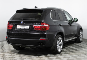 Подержанный автомобиль BMW X5 2010 года (5 фото)