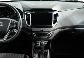 Подержанный автомобиль Hyundai Creta 2017 года (14 фото)