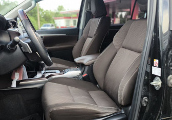 Подержанный автомобиль Toyota Fortuner 2019 года (9 фото)