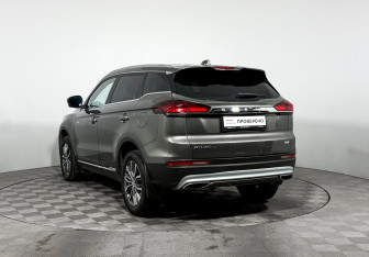 Подержанный автомобиль Geely Atlas Pro 2023 года (7 фото)