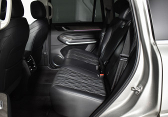 Подержанный автомобиль Tank 500 2023 года (11 фото)