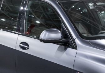 Подержанный автомобиль BMW X5 2019 года (9 фото)
