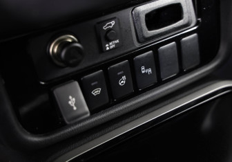 Подержанный автомобиль Mitsubishi Outlander 2021 года (16 фото)