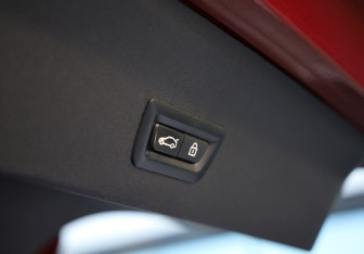 Подержанный автомобиль BMW X4 2018 года (36 фото)