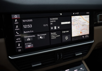 Подержанный автомобиль Porsche Cayenne 2018 года (23 фото)