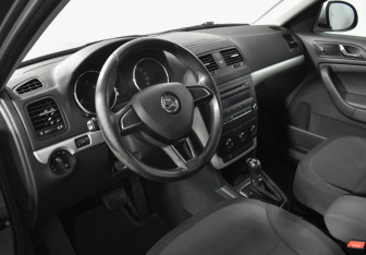 Подержанный автомобиль Skoda Yeti 2014 года (9 фото)