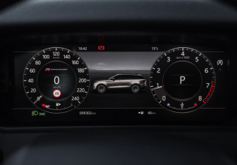 Подержанный автомобиль Land Rover Range Rover Velar 2019 года (17 фото)