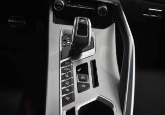 Подержанный автомобиль Geely Coolray 2021 года (18 фото)