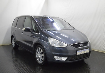 Подержанный автомобиль Ford Galaxy 2006 года (3 фото)