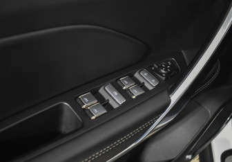 Подержанный автомобиль Geely Atlas Pro 2021 года (11 фото)