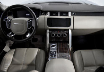 Подержанный автомобиль Land Rover Range Rover 2013 года (15 фото)