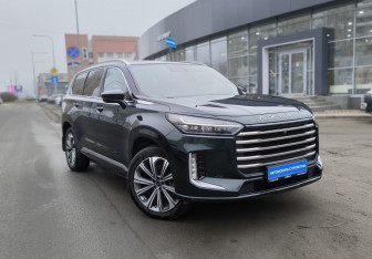 Подержанный автомобиль Exeed VX 2023 года (3 фото)