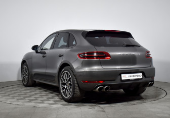 Подержанный автомобиль Porsche Macan 2015 года (7 фото)