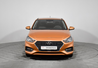 Подержанный автомобиль Hyundai Solaris Sedan 2017 года (2 фото)