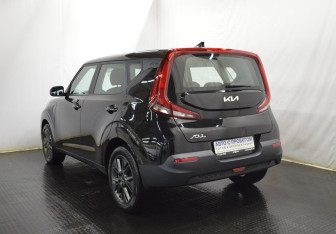 Подержанный автомобиль Kia Soul 2022 года (7 фото)