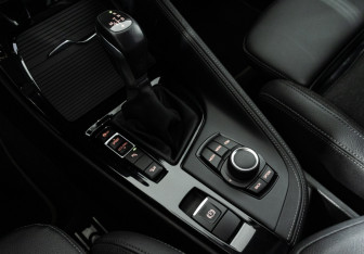 Подержанный автомобиль BMW X1 2019 года (17 фото)
