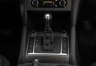 Подержанный автомобиль Volkswagen Amarok 2013 года (11 фото)