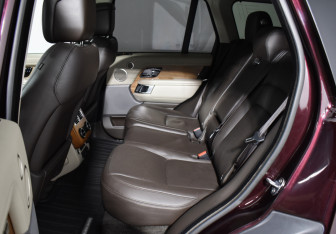 Подержанный автомобиль Land Rover Range Rover 2018 года (11 фото)