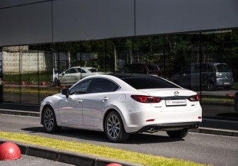 Подержанный автомобиль Mazda 6 Sedan 2016 года (8 фото)