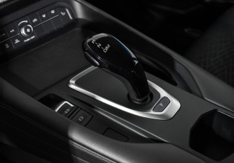 Подержанный автомобиль Haval F7 2023 года (11 фото)