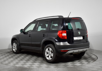 Подержанный автомобиль Skoda Yeti 2014 года (7 фото)