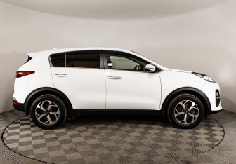 Подержанный автомобиль Kia Sportage 2020 года (4 фото)