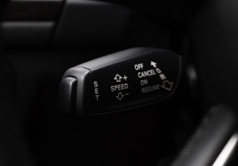 Подержанный автомобиль Audi A6 Sedan 2017 года (17 фото)