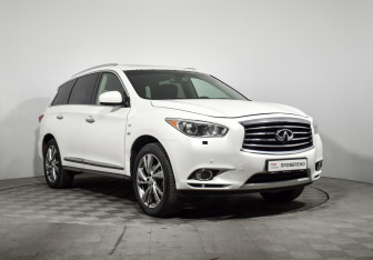 Подержанный автомобиль Infiniti QX60 2014 года (4 фото)