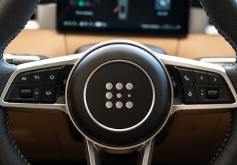 Новый Evolute i-SPACE 2025 (10 фото)