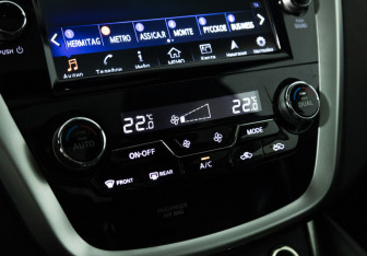 Подержанный автомобиль Nissan Murano Suv 2019 года (17 фото)