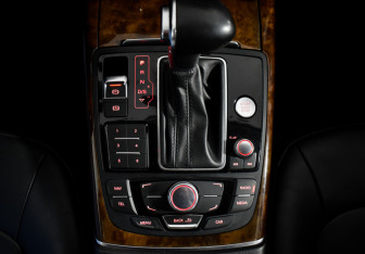 Подержанный автомобиль Audi A6 Sedan 2014 года (18 фото)