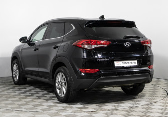 Подержанный автомобиль Hyundai Tucson 2017 года (7 фото)