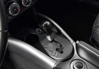 Подержанный автомобиль Mitsubishi Outlander 2012 года (11 фото)