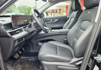 Подержанный автомобиль Chery Tiggo 7 Pro Max 2025 года (11 фото)