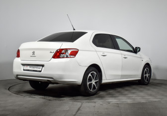 Подержанный автомобиль Peugeot 301 2013 года (5 фото)