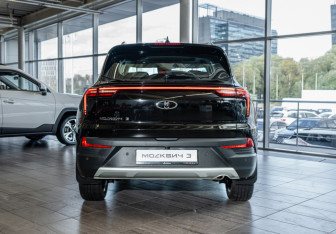 Новый Москвич 3 2024 (9 фото)