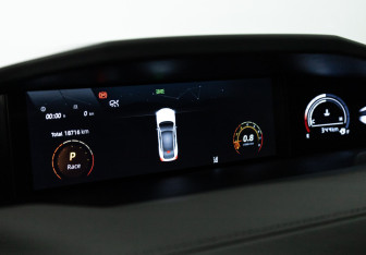 Подержанный автомобиль Changan UNI-V 2023 года (12 фото)