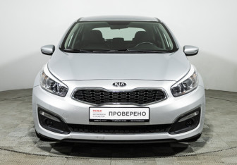 Подержанный автомобиль Kia Ceed Hatchback 2018 года (2 фото)