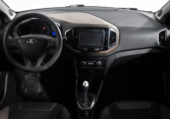 Подержанный автомобиль LADA (ВАЗ) XRAY 2016 года (13 фото)