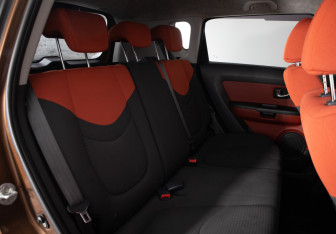 Подержанный автомобиль Kia Soul 2012 года (17 фото)