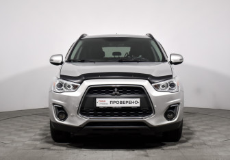 Подержанный автомобиль Mitsubishi ASX 2013 года (2 фото)
