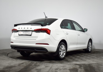 Подержанный автомобиль Skoda Rapid Liftback 2020 года (5 фото)