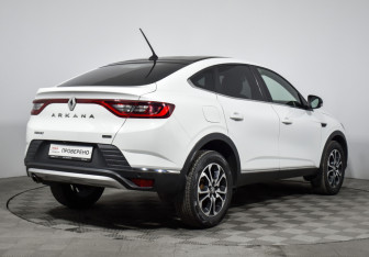 Подержанный автомобиль Renault Arkana 2019 года (5 фото)